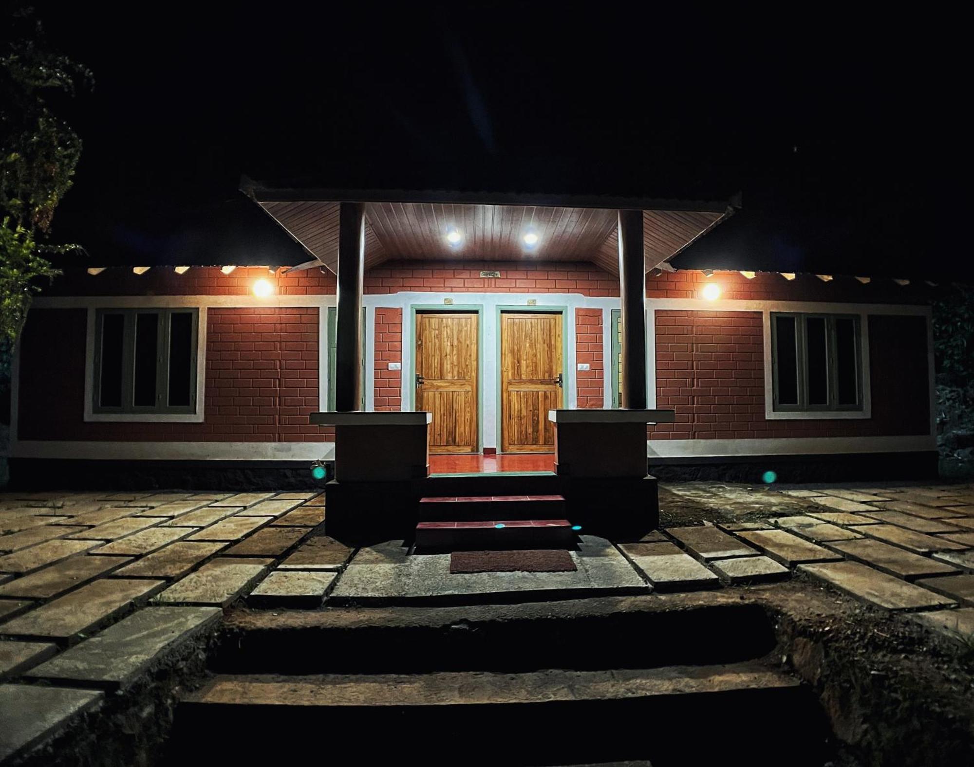 Mahout Resort Wayanad - An Experiential Jungle Stay With Waterfall Kalpetta Bagian luar foto