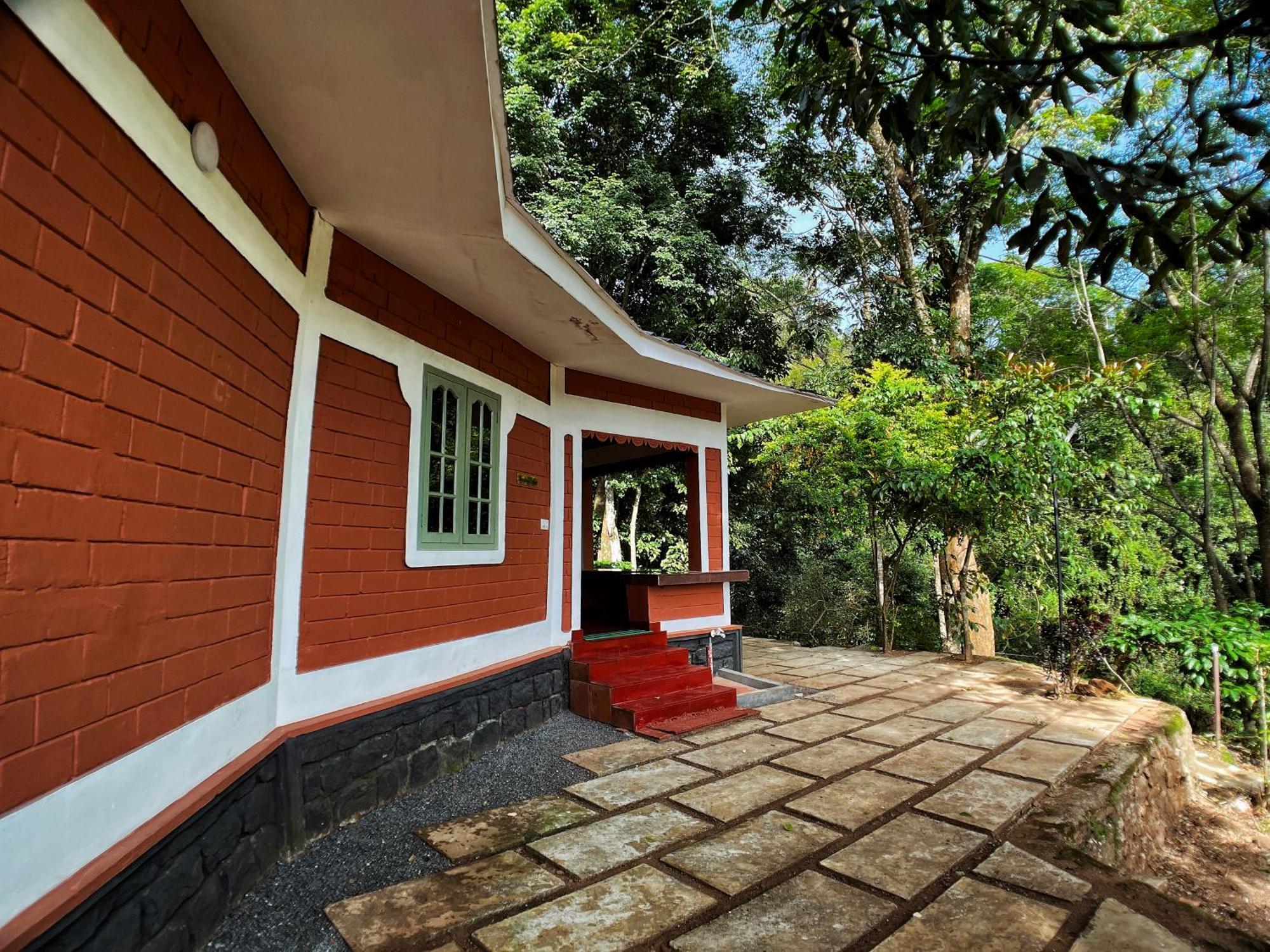 Mahout Resort Wayanad - An Experiential Jungle Stay With Waterfall Kalpetta Bagian luar foto