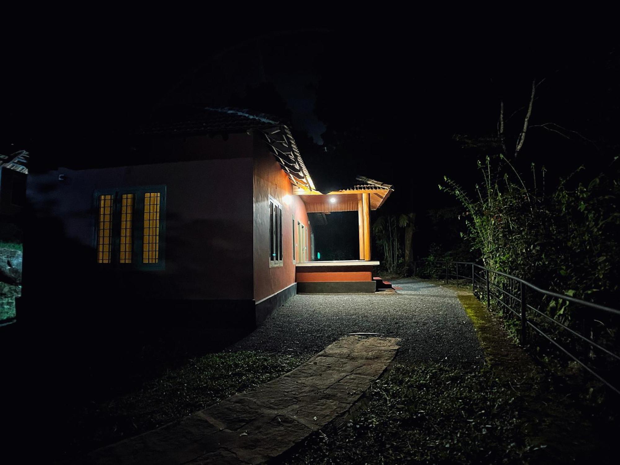 Mahout Resort Wayanad - An Experiential Jungle Stay With Waterfall Kalpetta Bagian luar foto
