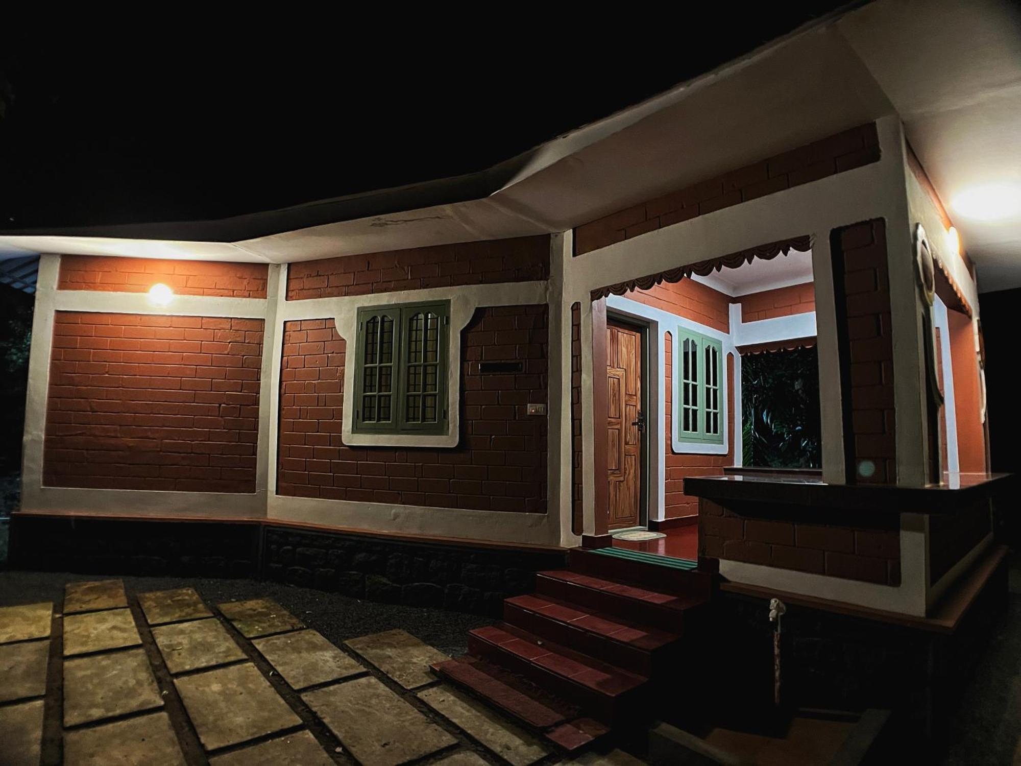 Mahout Resort Wayanad - An Experiential Jungle Stay With Waterfall Kalpetta Bagian luar foto